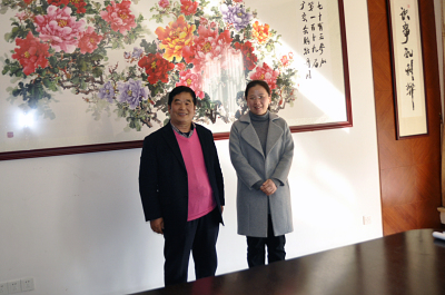 董事長與張處長的合照.jpg